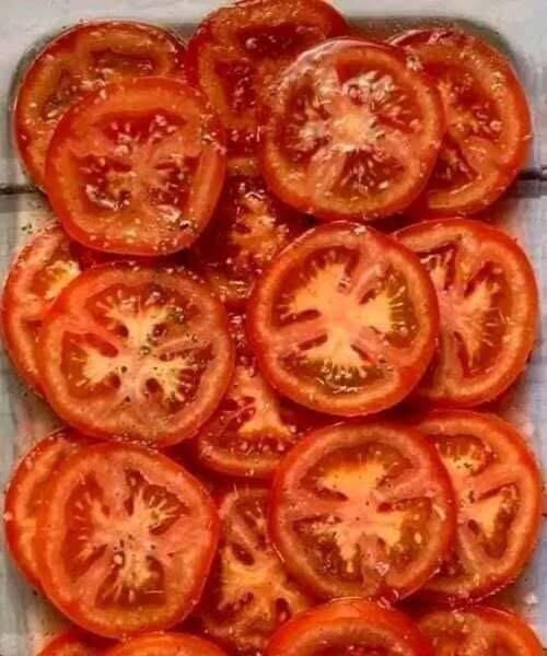 “Scientists Have Just Released Groundbreaking Findings That Reveal the Regular Consumption of Tomato Could Be Linked to Unexpected and Surprising Effects on the Human Body, Changing What Many People Have Always Believed About This Everyday Fruit in Their Daily Diets”