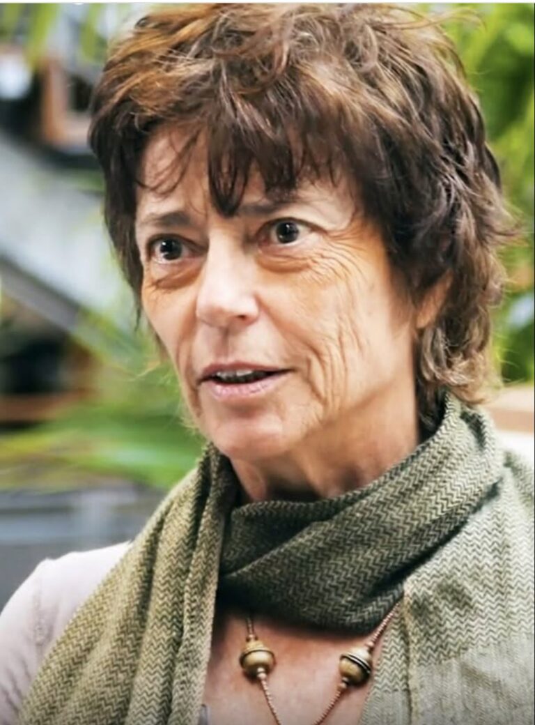 Remember Meggie Cleary from ‘The Thorn Birds’? — this is her today, age 65